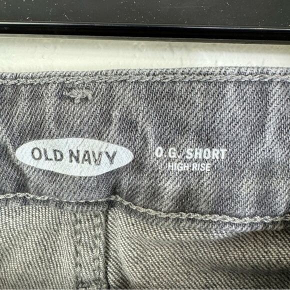 Old Navy O.G short charcoal gray high rise size 0 cuffed cut off denim shorts - Picture 4 of 6